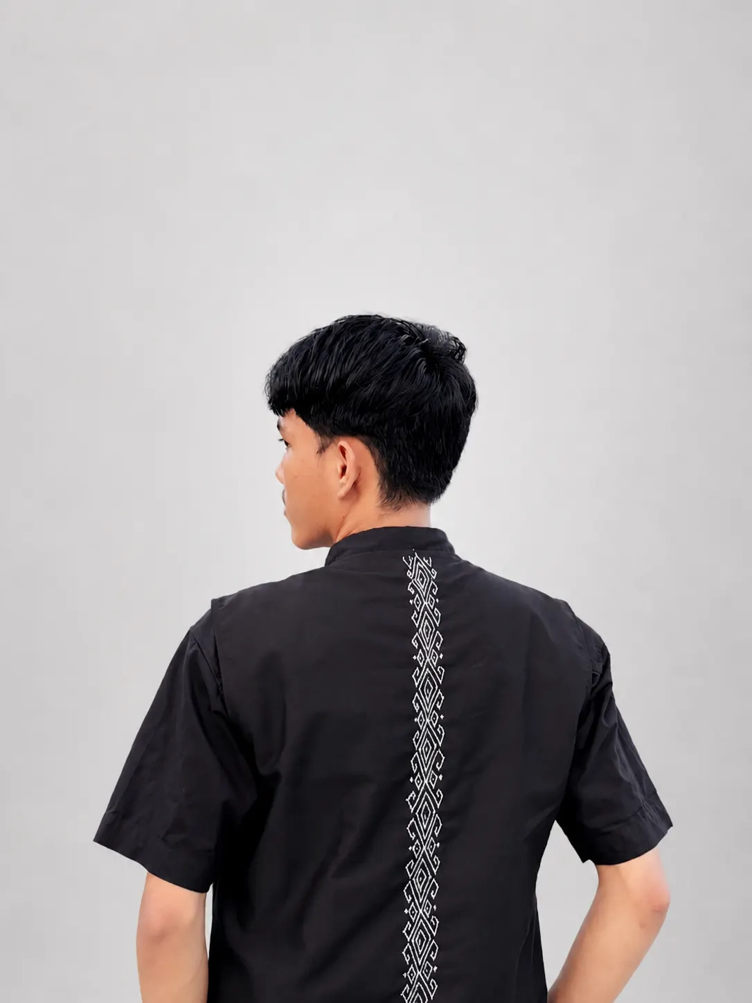 Rompi Motif Daun Panukng